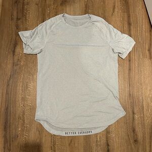 Gray Lululemon shirt